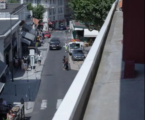 Апартаменты Coup De Coeur Assure Pour Ce T2 Renove Hyper Centre Биарриц